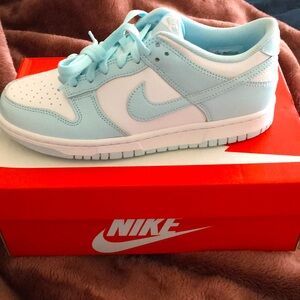 NIKE DUNK LOW White/Glacier Blue